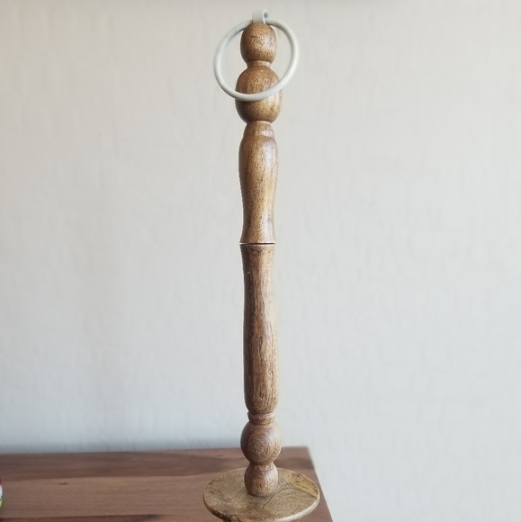 Towel holder - Picture 2 of 7